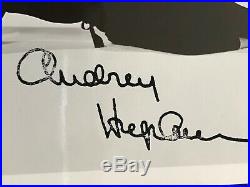 AUTHENTIC Audrey HEPBURN Signed in person AUTOGRAPH ON B&W PHOTO 17.5cm X 12.5