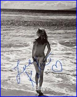 AUTOGRAPHE SUR PHOTO SEXY 20 x 25 de Kate MOSS (signed in person + video proof)