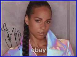 Alicia Keys Signed 8 x 10 Photo Genuine In Person + Hologram COA