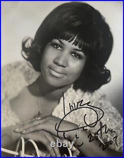 Aretha Franklin Signed Autographed Bxw 8x10 Photo R&B Soul Music