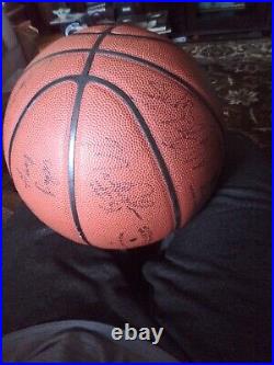 Autograph Basketball 16 Signatures No COA, all signed In Person in The 1990's