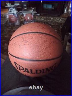 Autograph Basketball 16 Signatures No COA, all signed In Person in The 1990's