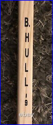 Bobby Hull # 9 Personalized Northland Autographed Hockey Stick With 3 Ins & Shav
