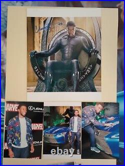 Chadwick Boseman Signed Black Panther Personal Photos Coa Included 2018 Badge