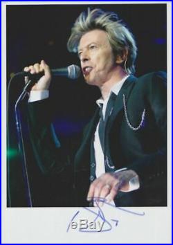 DAVID BOWIE in person signed glossy PHOTO 20 x 28 cm AUTOGRAPH