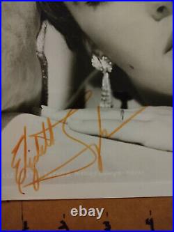Elizabeth Taylor Signed in Person Inscribed Photo 8x10 B/W