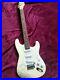 Fender_Squire_Signed_By_Noel_Gallagher_Oasis_Obtained_In_Person_01_nhe