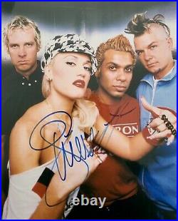 Gwen Stefani HAND SIGNED 10x8 NO DOUBT Group Photograph In Person COA Rare
