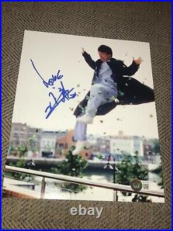 JACKIE CHAN SIGNED AUTOGRAPH 8x10 PHOTO RUSH HOUR ACTION SHOT IN PERSON BECKETT