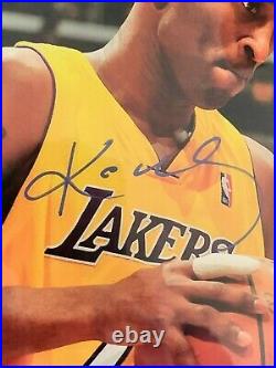 KOBE BRYANT AUTOGRAPHED 8x10 MAMBA PHOTO IN FRAME + PIC PROOF SIGNED IN PERSON