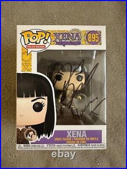 Lucy Lawless Funkopop Autograph Xena Lucy Lawless signed in person