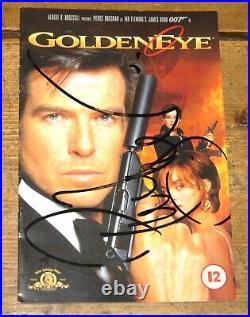 Pierce Brosnan Signed James Bond Goldeneye DVD Booklet In Person Uacc Dealer